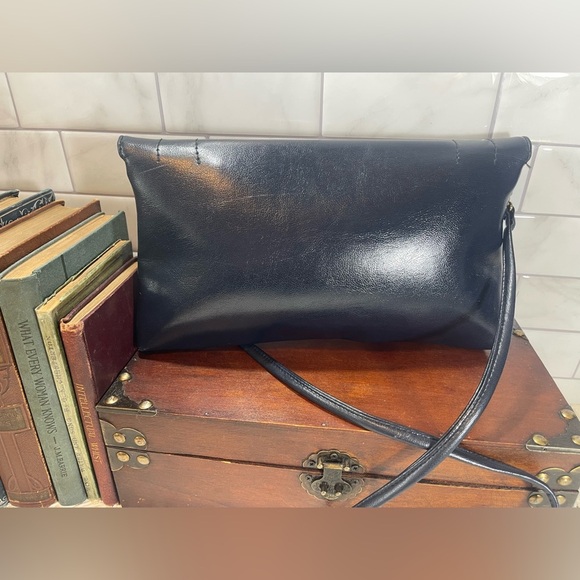 JOHN HORT Royal Dark Blue VINTAGE Retro Leather Shoulder Purse Judy Award Canada - Picture 3 of 6